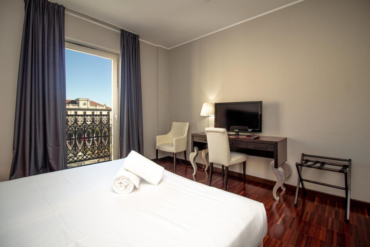 Hotel Cavour By Lvg Hotel Collection Novara Ngoại thất bức ảnh