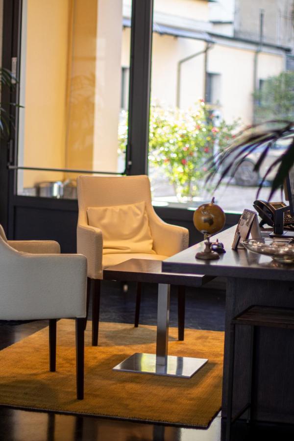 Hotel Cavour By Lvg Hotel Collection Novara Ngoại thất bức ảnh
