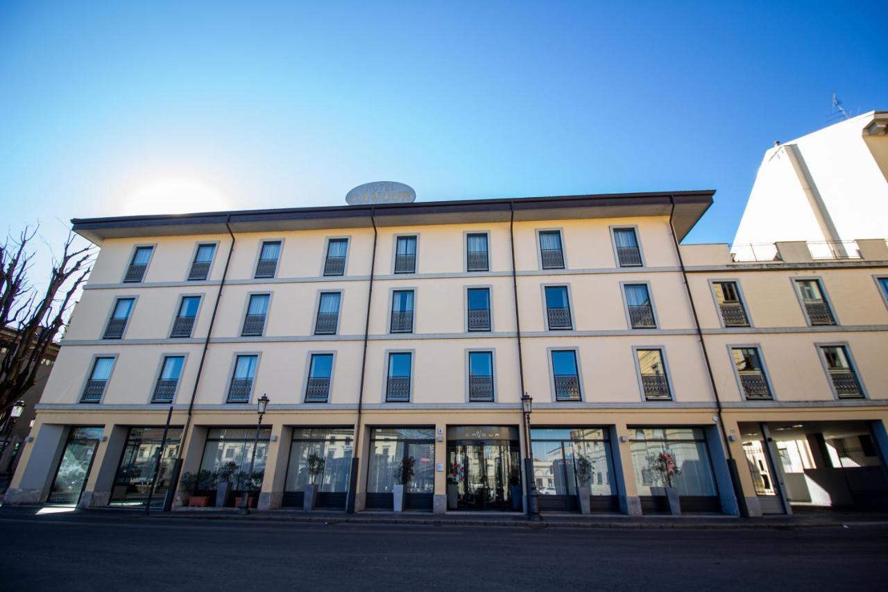 Hotel Cavour By Lvg Hotel Collection Novara Ngoại thất bức ảnh