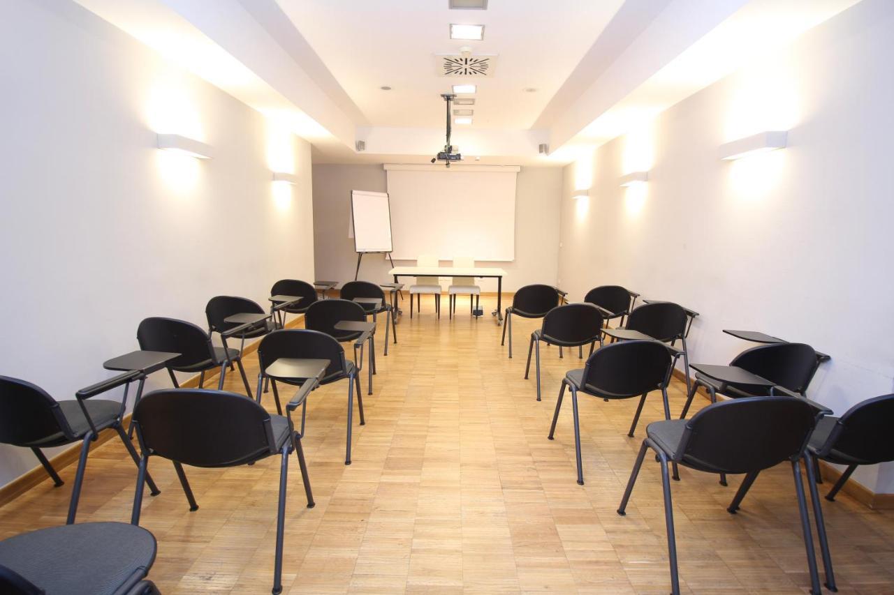 Hotel Cavour By Lvg Hotel Collection Novara Ngoại thất bức ảnh