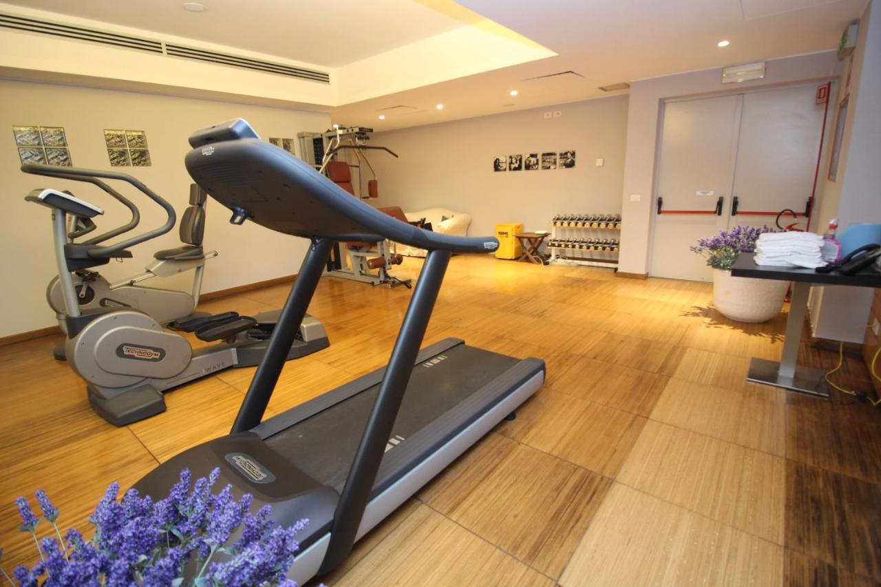 Hotel Cavour By Lvg Hotel Collection Novara Ngoại thất bức ảnh